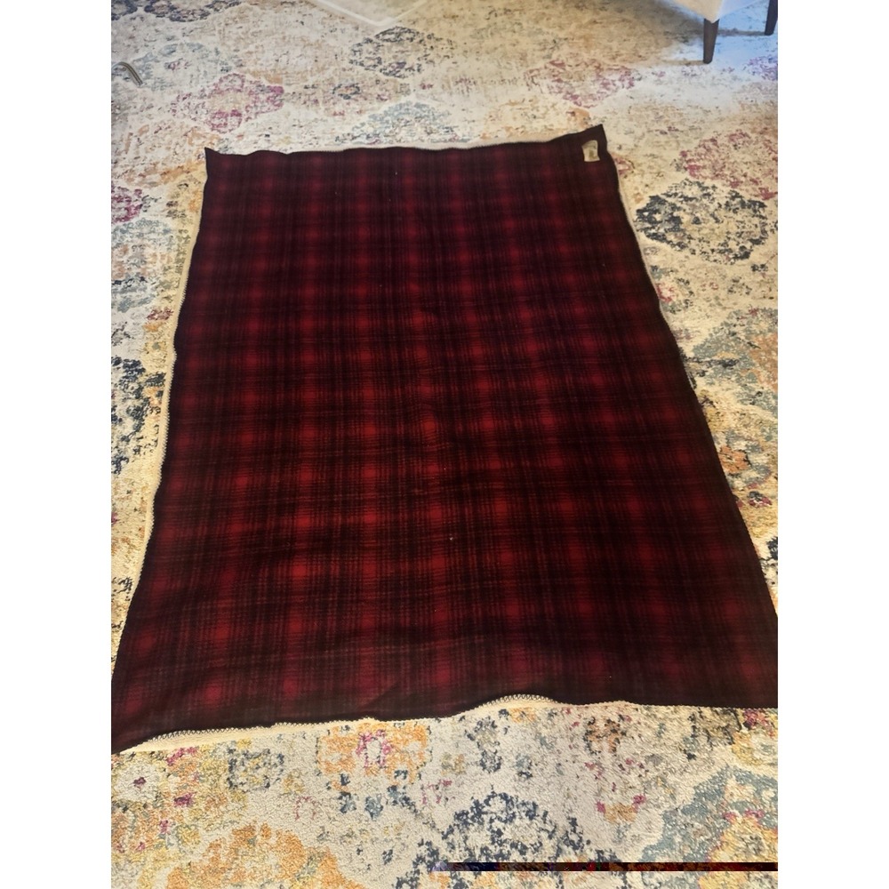 Vintage Woolrich Buffalo Plaid Red Black Throw Wool Sherpa Lined USA Cabin Lodge